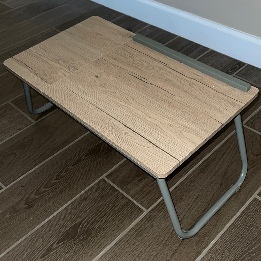 Lap Table